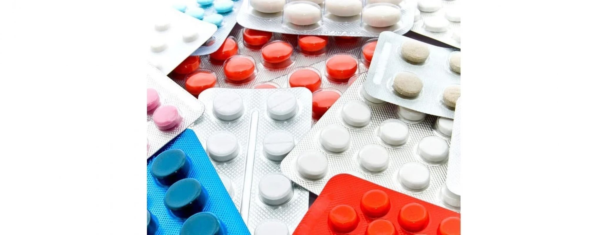 Setor farmacêutico comemora mudanças em projeto que autoriza venda de remédios em supermercados