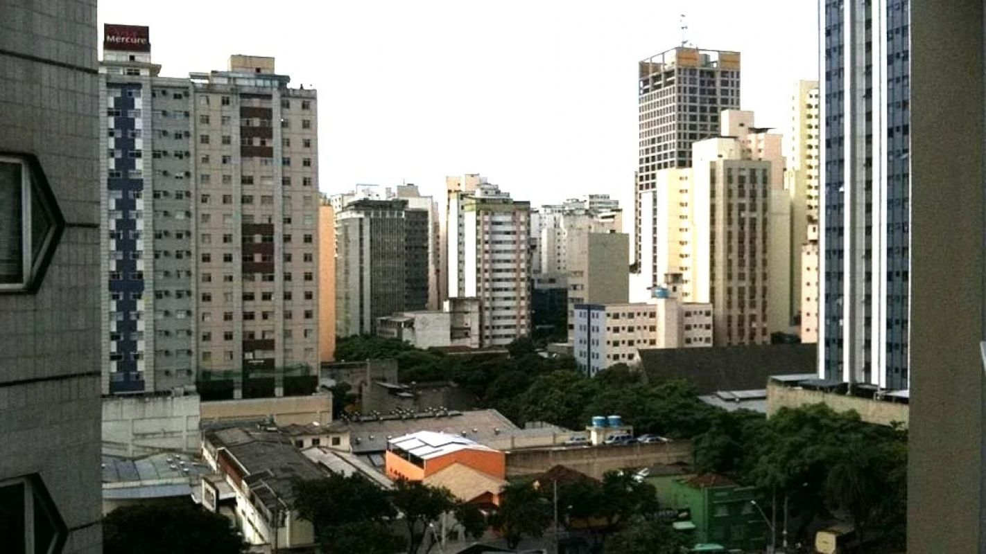 Justiça mantém multa a morador por prostituição em apartamento de BH