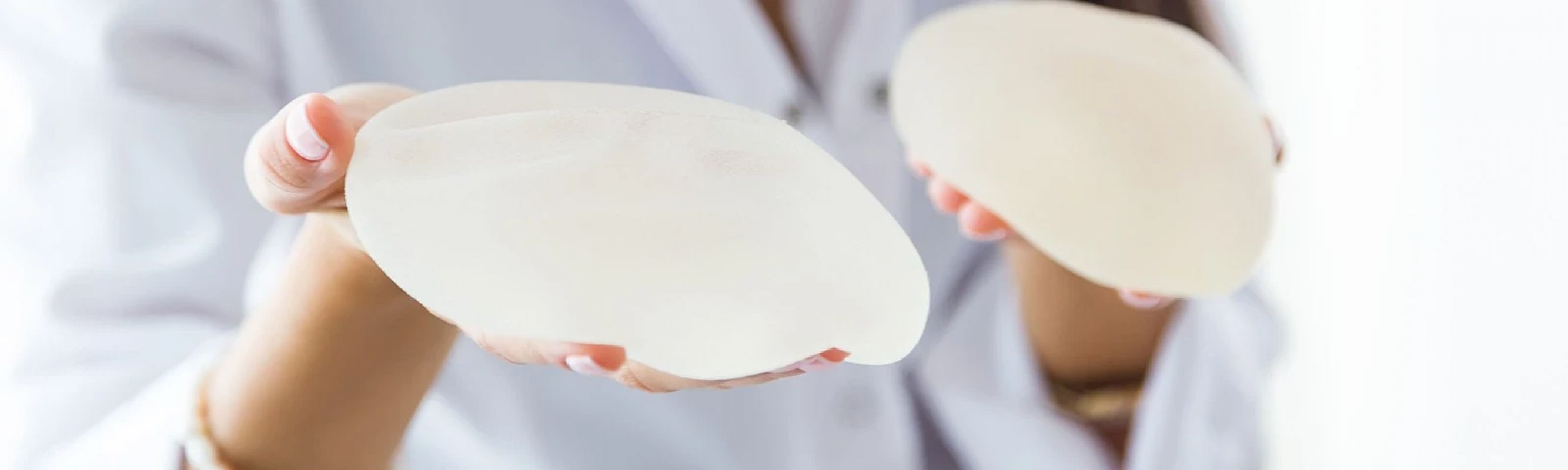Brasil registra primeiro caso de câncer raro ligado a prótese de silicone
