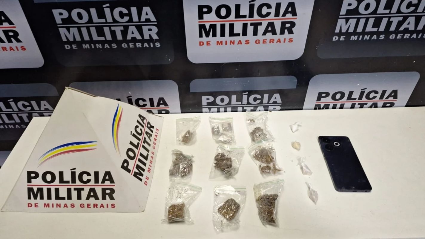 Homem foge e abandona drogas durante patrulhamento em Manhuaçu