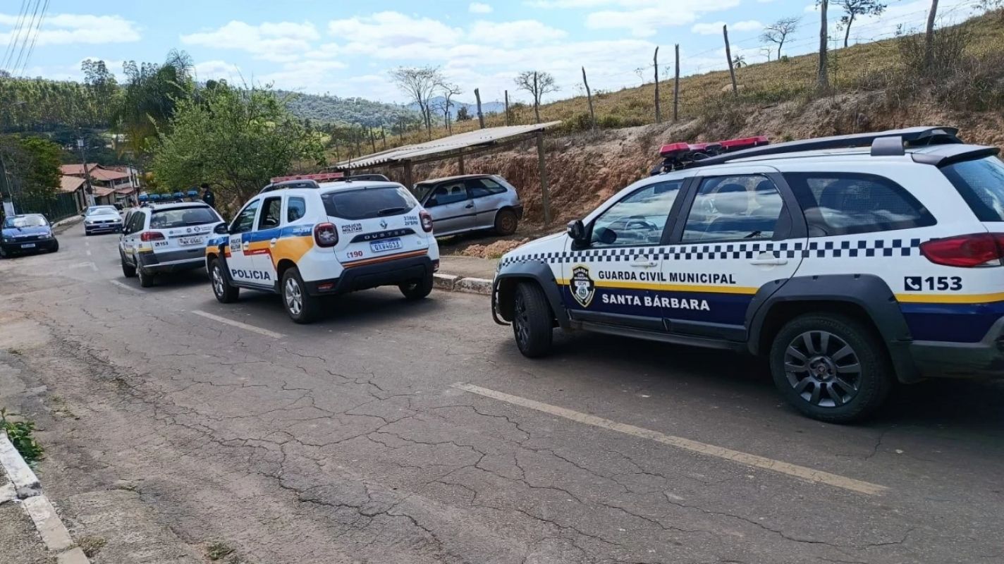 Guarda Civil recupera motocicleta roubada em Santa Bárbara