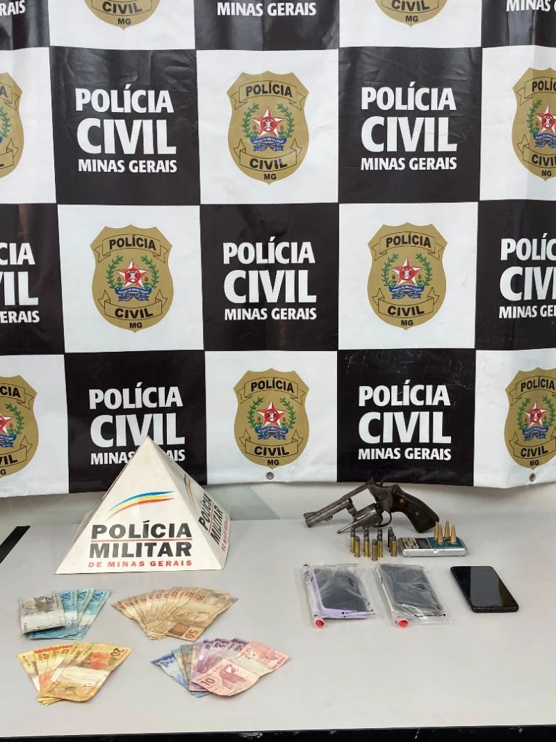 Homem é preso com arma, drogas, dinheiro e animais silvestres em operação conjunta em Barão de Cocais