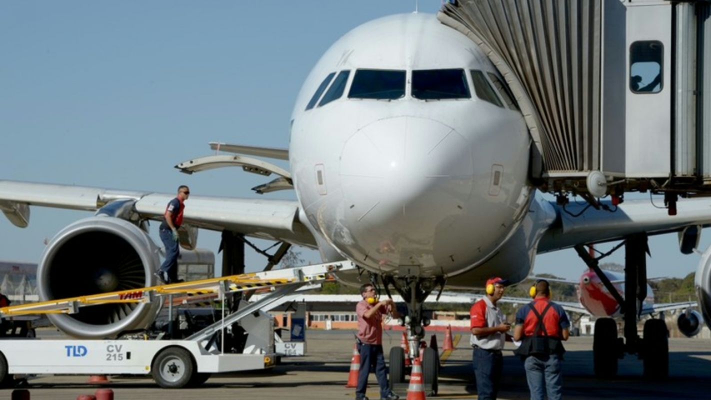 Governo autoriza linhas de financiamento de R$ 13,56 bilhões para companhias aéreas