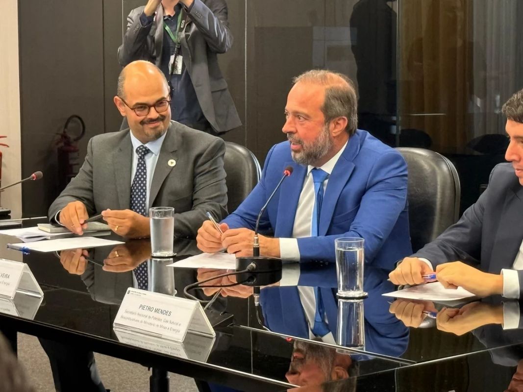 Governo quer aumentar etanol na gasolina para 30% ainda este ano