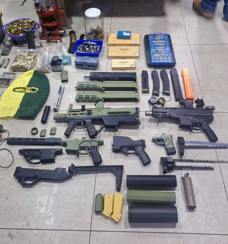 Operação Shadowgun investiga comércio de armas e peças impressas em 3D em plataformas online no Brasil