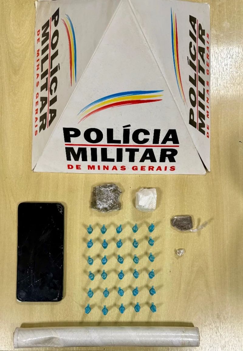 Homem é preso por tráfico de drogas após denúncia em Ipatinga