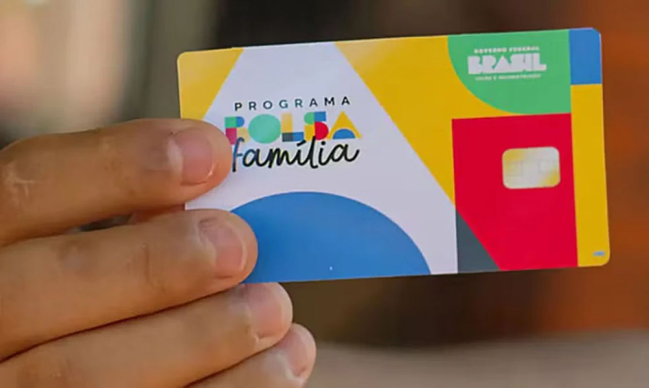 Bolsa Família de outubro 2025 começa a ser pago pela Caixa