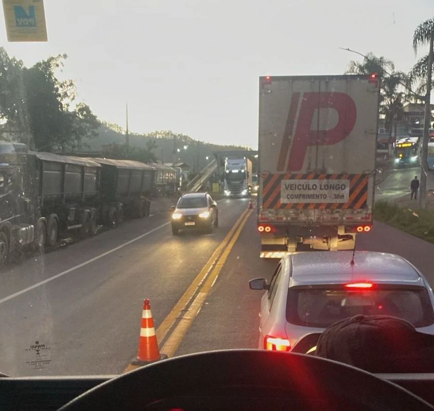  Trânsito parado na BR-381: veja os pontos críticos