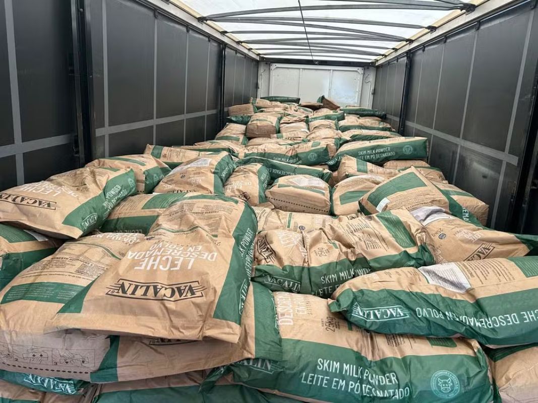 28 toneladas de leite em pó argentino são apreendidas pela PC em Governador Valadares