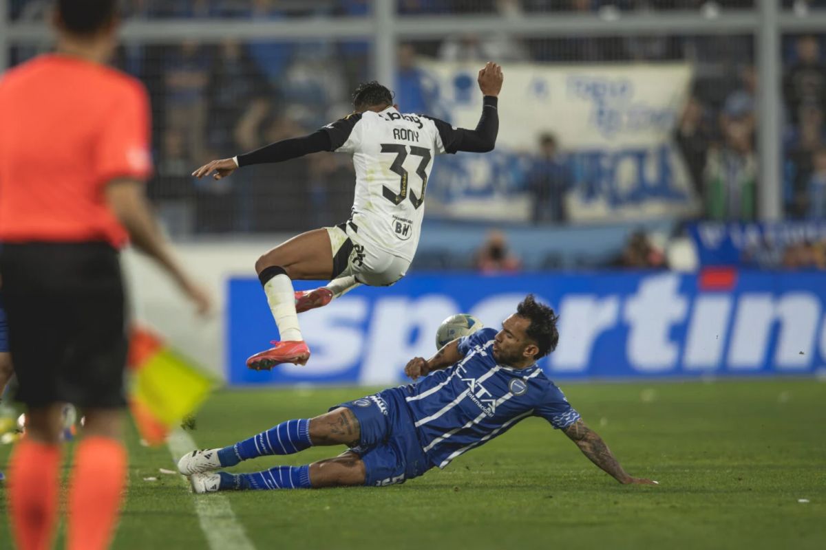 Atlético supera Godoy Cruz sem sustos e avança na Sul-Americana