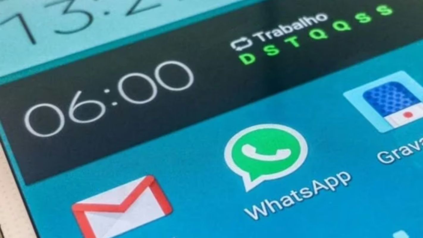 Pesquisa mostra que 87% não pretendem acompanhar eleição de 2026 por grupos de WhatsApp