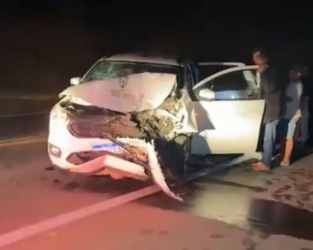 Motorista de caminhonete foge após causar acidente com feridos na BR-116 em Caratinga
