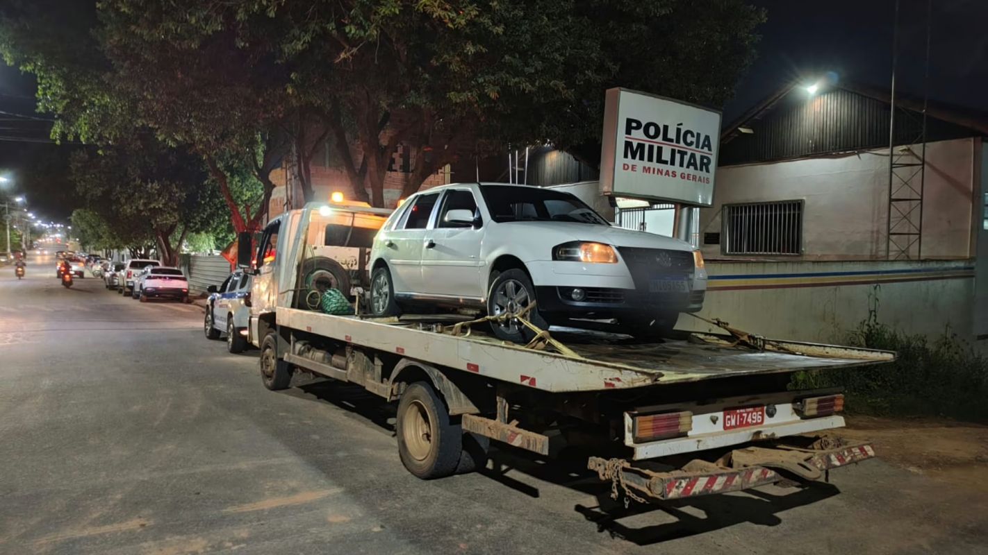 Homem é preso por tráfico e porte de munição após denúncia anônima em Raul Soares