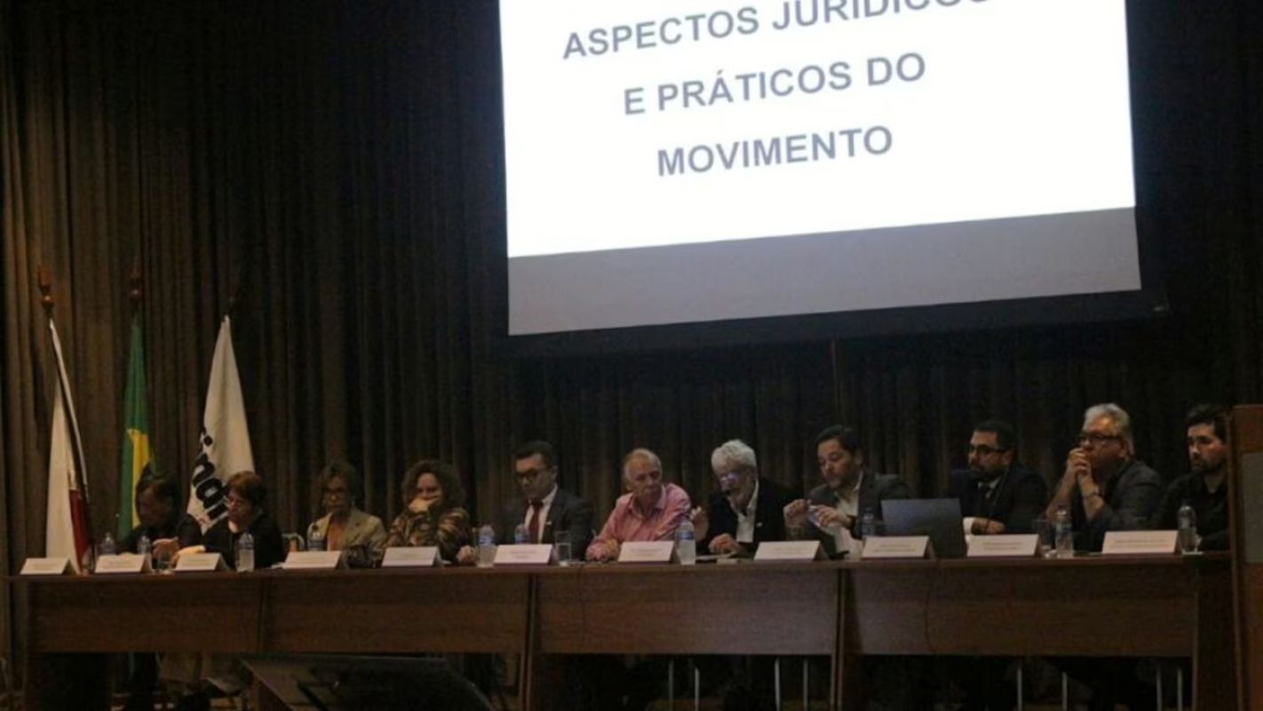 Auditores fiscais de Minas Gerais aprovam greve geral a partir de 3 de agosto