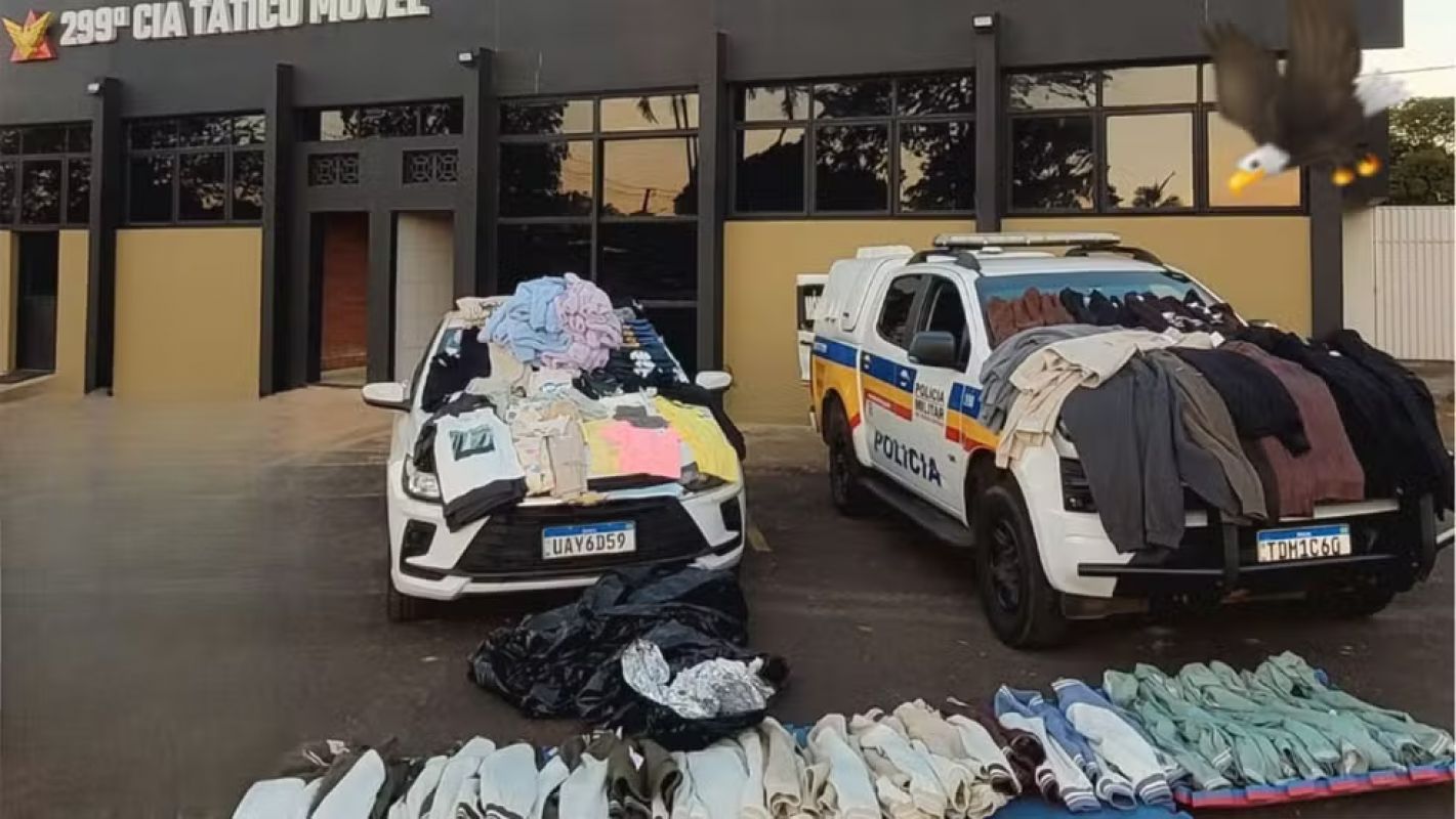 Trio é preso na BR-050 com mais de R$ 50 mil em roupas furtadas de shopping de Uberlândia