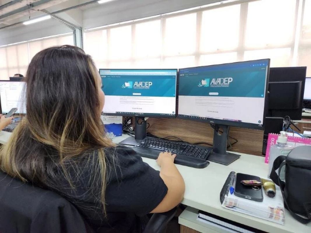 Minas abre inscrições para curso voltado a professores; saiba mais