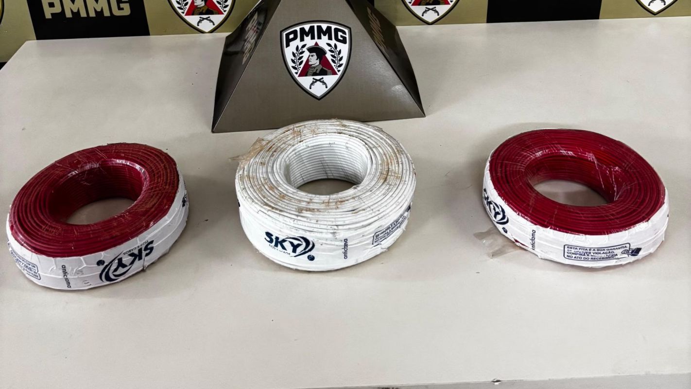 Homem é preso após furtar rolos de fios elétricos e trocar por drogas em João Monlevade