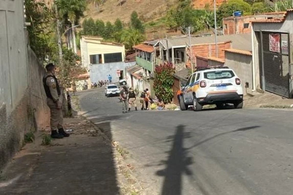 Jovem é morto a tiros em plena luz do dia em João Monlevade