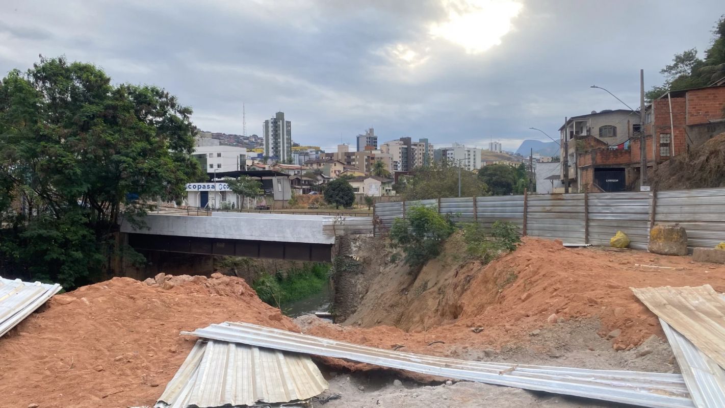 Fabriciano inicia obras de recuperação de ponte afetada pelas chuvas