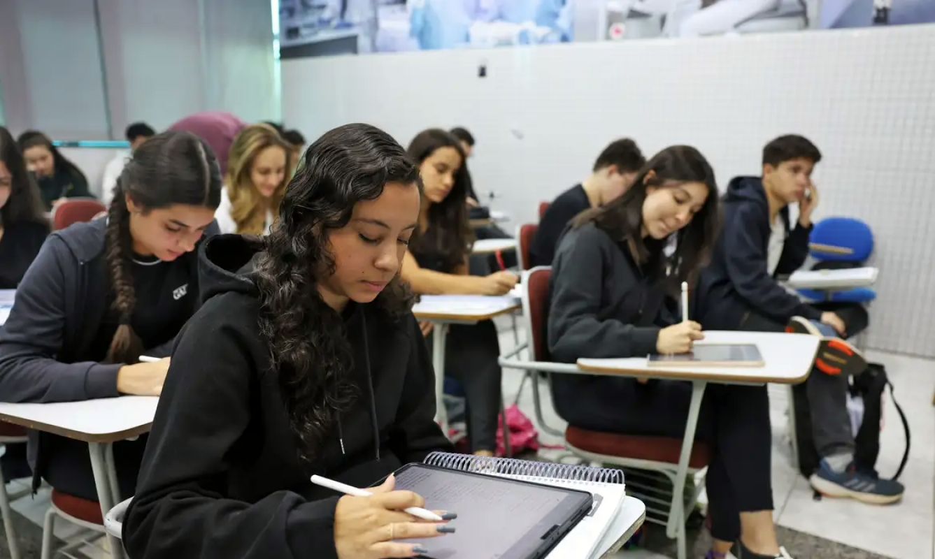 Instituições têm até segunda (15) para aderir ao Fies 2026/2 no Fies Gestão