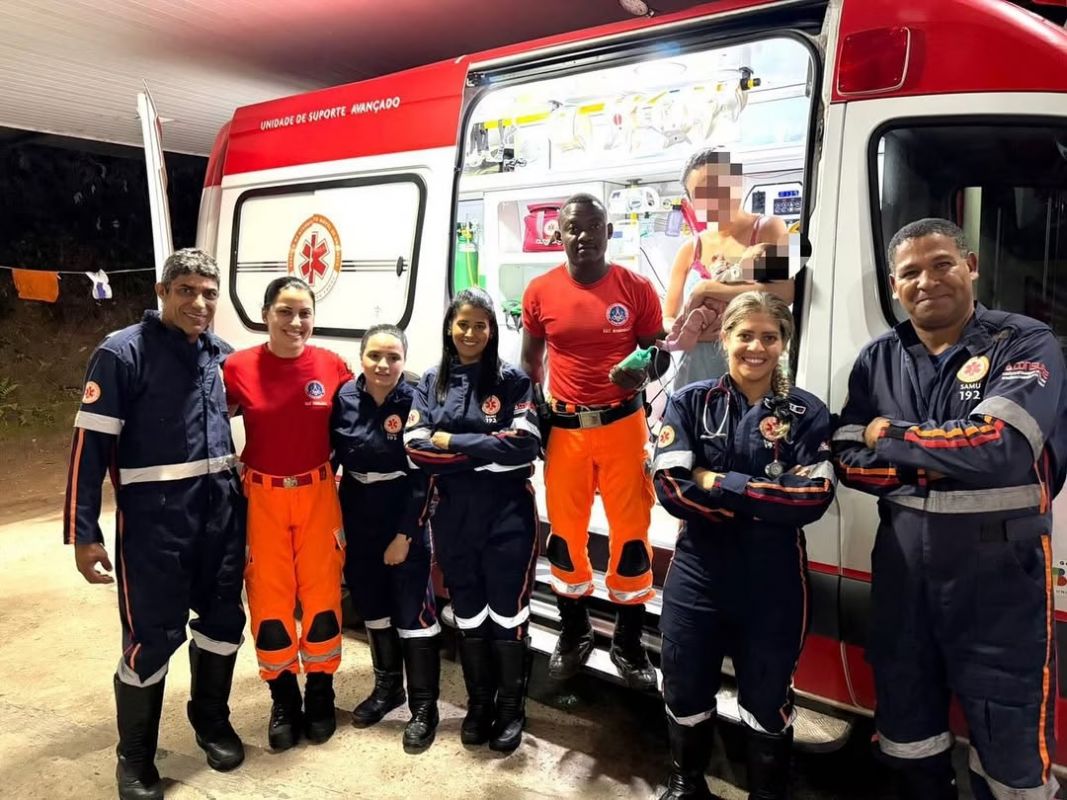  Bombeiros e SAMU salvam bebê de 14 dias após engasgo em Coronel Fabriciano