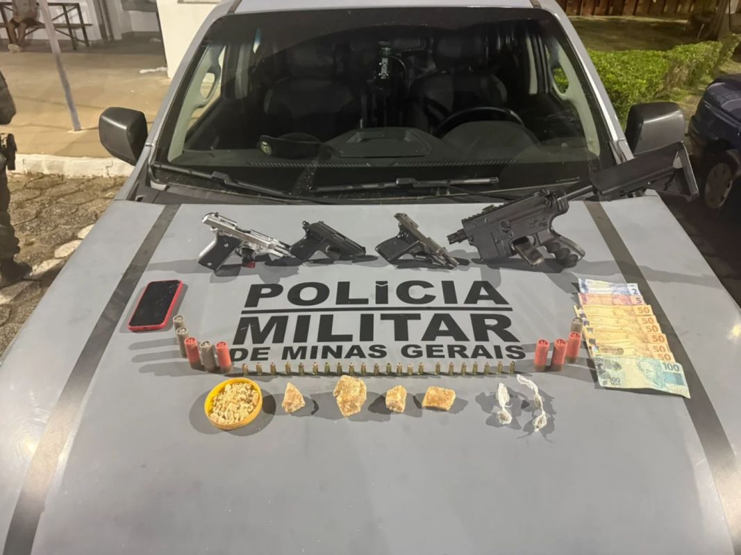 PM intercepta dupla com arsenal e drogas em Coronel Fabriciano