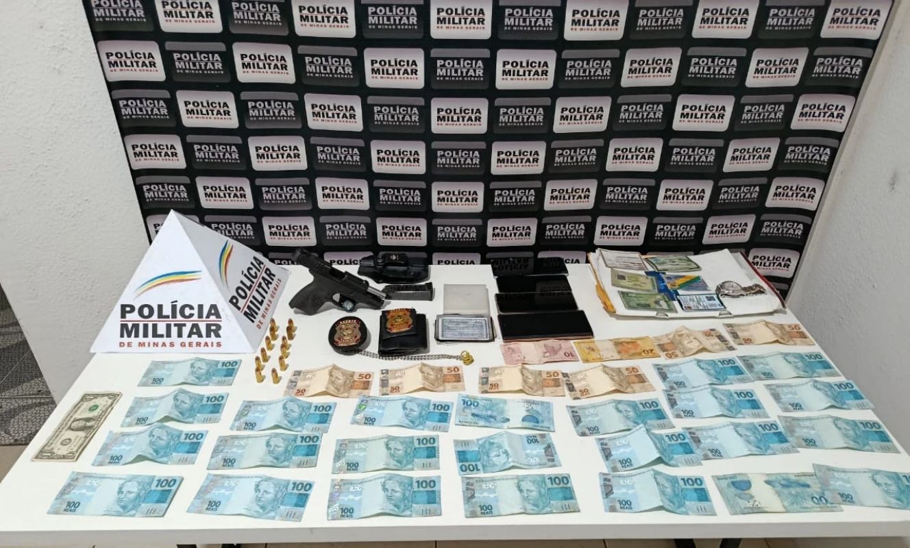 Homem é preso com arma, documentos falsos e distintivos policiais em Timóteo
