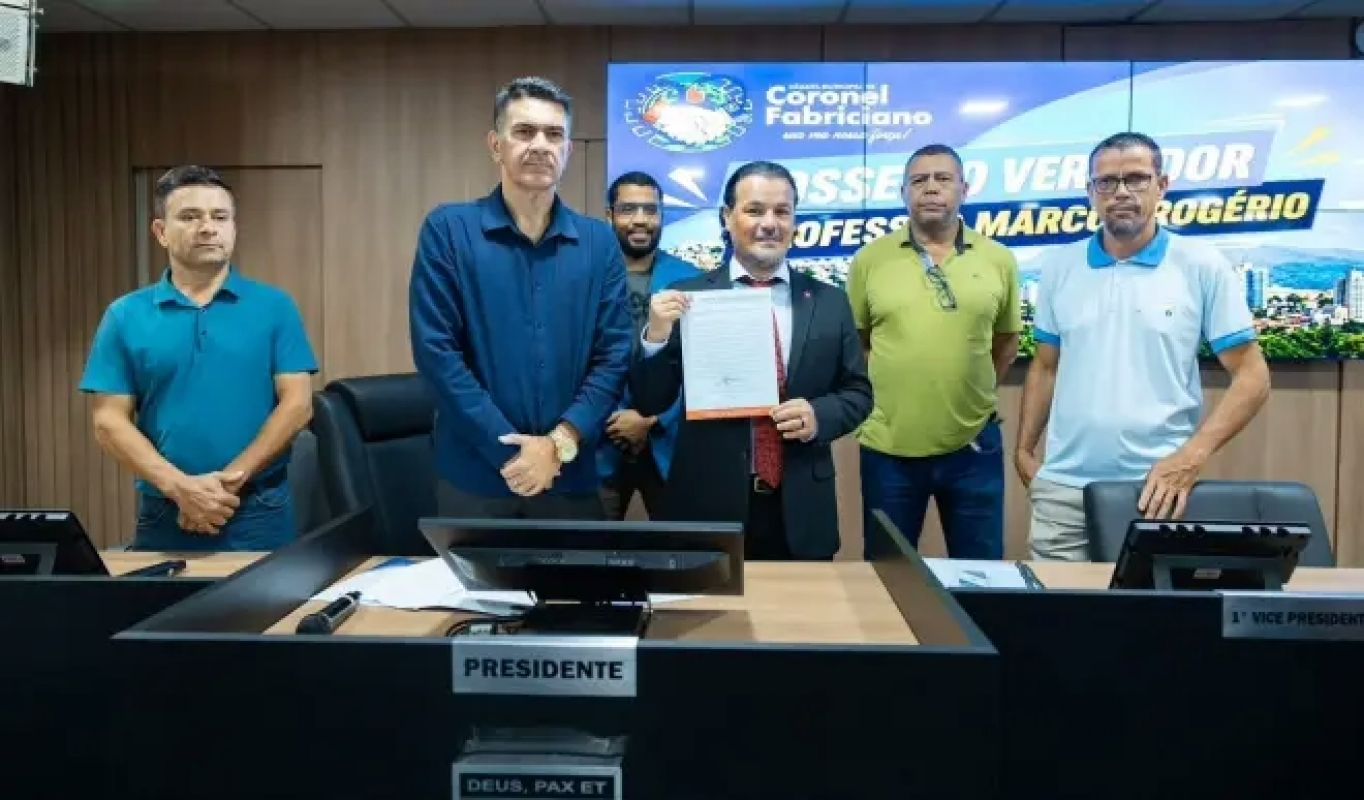 Marcos Rogério Quintão toma posse como vereador de Coronel Fabriciano