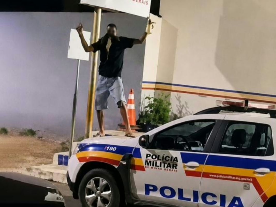 PM detalha prisão de jovem filmado em cima de capô de viatura da polícia em Belo Oriente