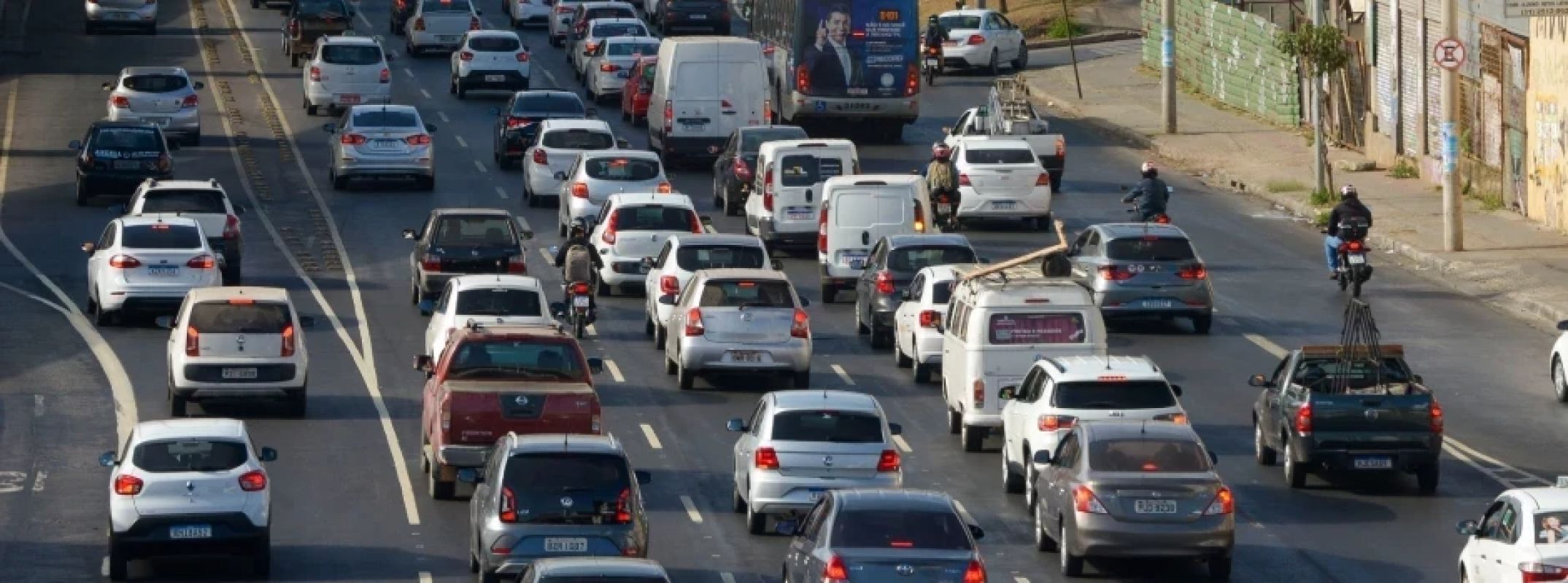 Documento veicular passa a ser exigido em MG para veículos com placas de finais 1, 2 e 3