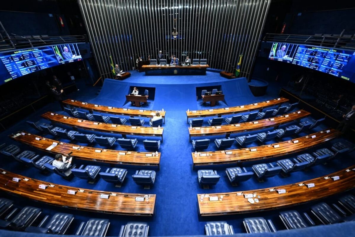 Senado impõe sigilo centenário sobre visitas de lobista ligado ao INSS