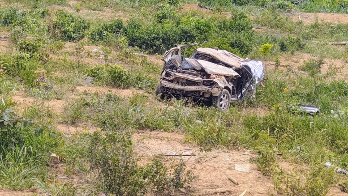Carro envolvido em acidente que matou criança e adolescente na região do Vale do Aço tinha placa de Santa Luzia