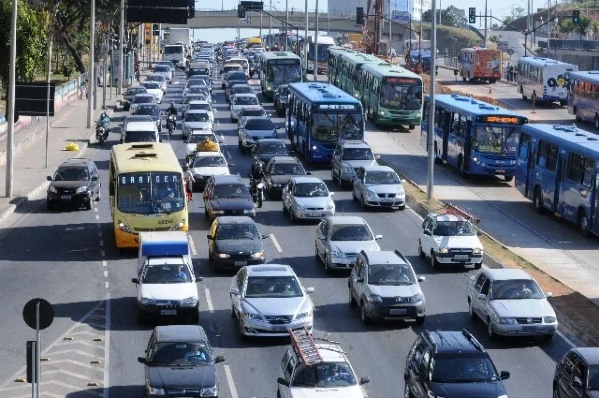 Nova lei garante isenção de IPVA para carros movidos só a etanol em MG