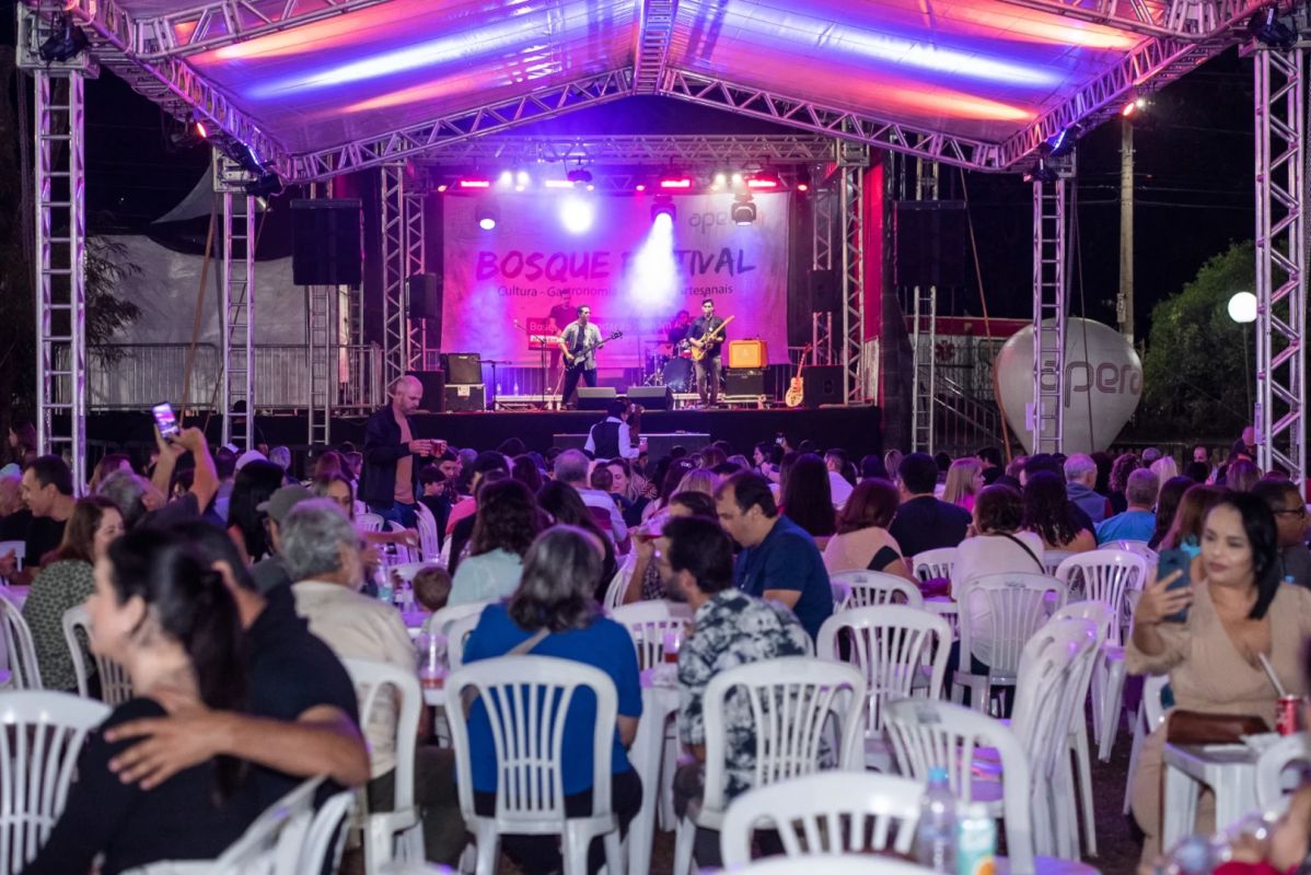 Bosque Festival reúne música, gastronomia e cerveja artesanal em Timóteo