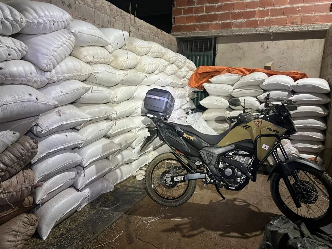 Polícia Militar recupera carga de café e prende suspeito em Manhuaçu