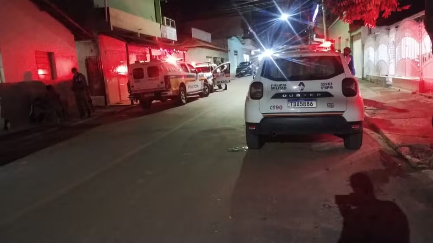 Homem é morto com mais de 25 tiros no centro de Alpercata