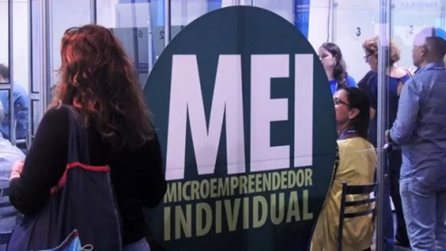 IRPF 2026: MEI não declara automaticamente; saiba separar renda do CNPJ e do CPF