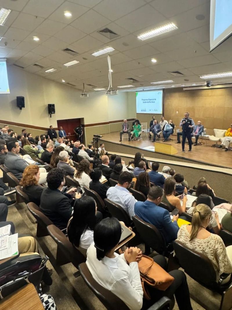 Ipatinga firma protocolo para ampliar ações em saúde após tragédia do Rio Doce