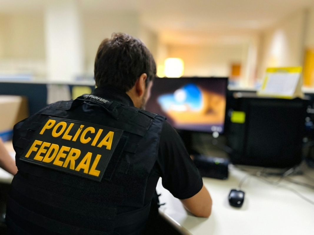 PF mira fraudes com “títulos podres” e prende 10 em operações; desvios chegam a R$ 770 milhões