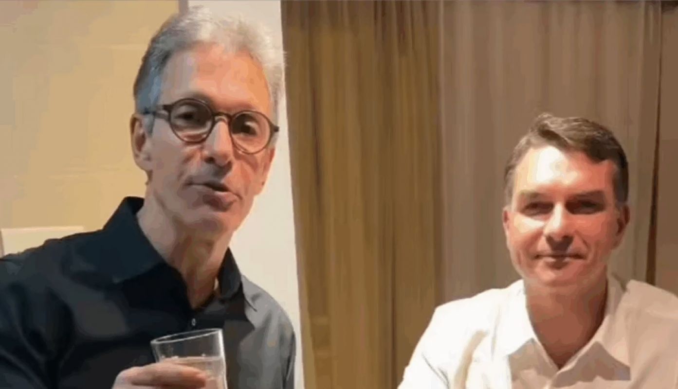 Zema critica áudio atribuído a Flávio Bolsonaro pedindo dinheiro para filme sobre Jair Bolsonaro