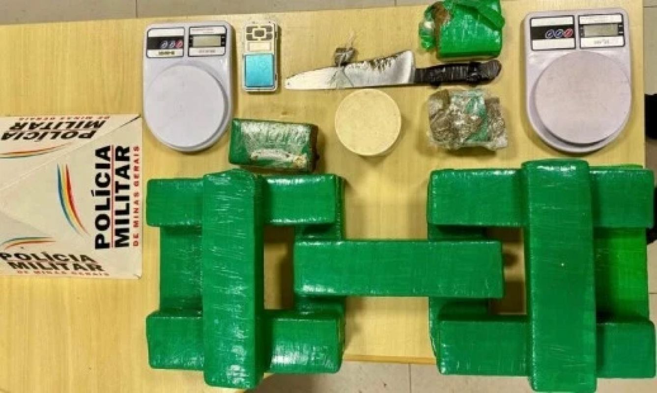 Dupla é presa com 15 kg de drogas em Ipatinga