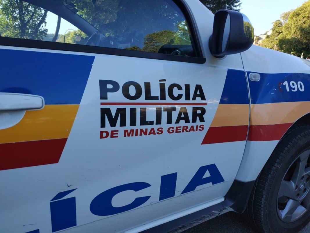 PM prende em flagrante suspeito de agredir cão após denúncia em Ipatinga