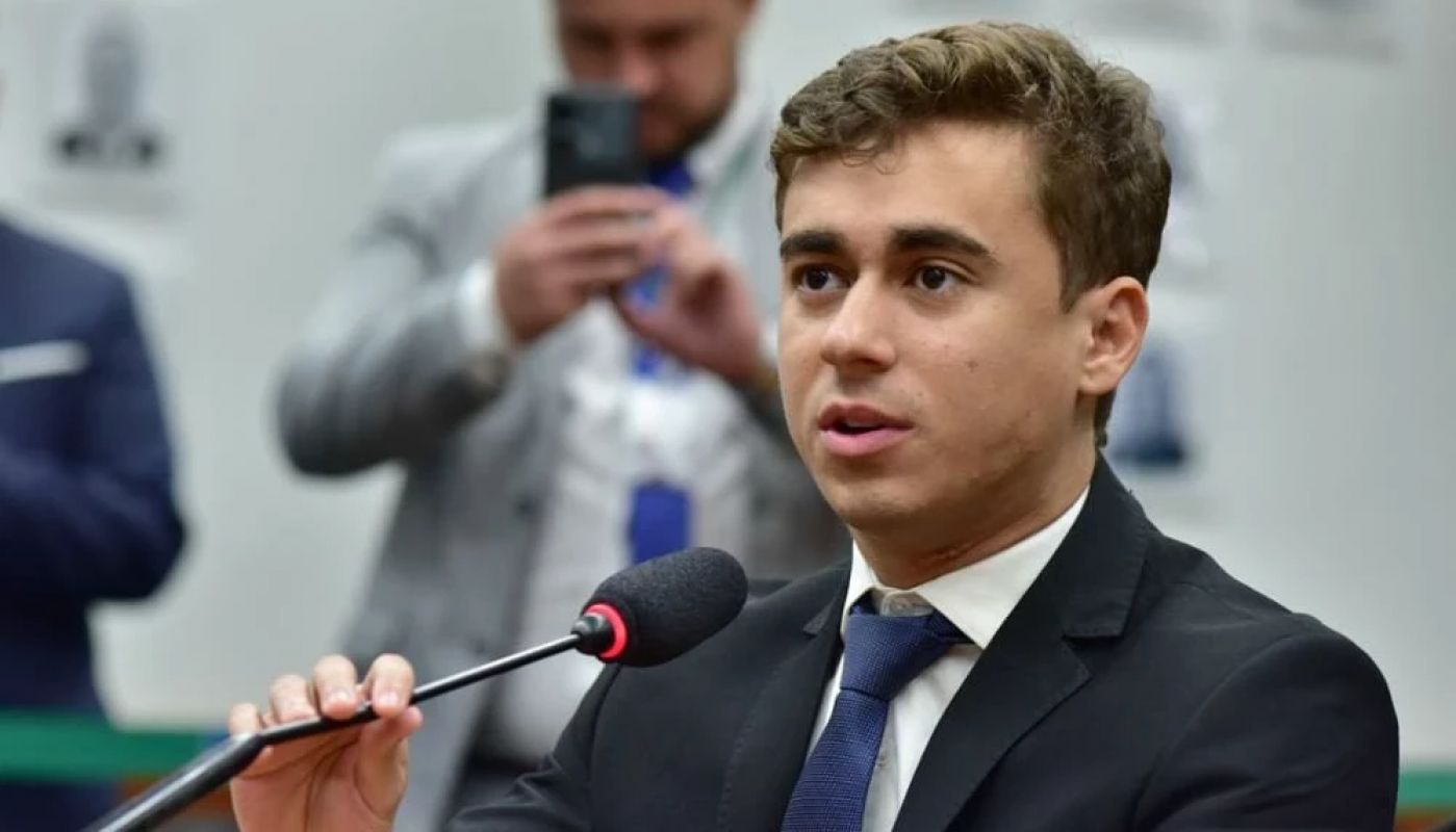 Nikolas Ferreira contesta aluguel de SUVs de luxo pelos Correios