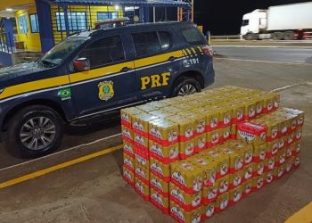 PRF prende dupla e recupera carga de cerveja furtada em MG