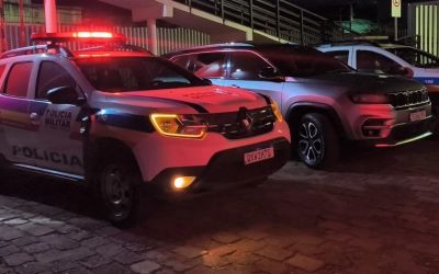  PM intercepta carro furtado em BH na BR-381 em Nova Era; veículo iria para Ipatinga