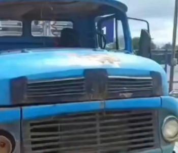 PRF flagra caminhão sem para-brisa e com tambor de combustível na cabine em Pernambuco