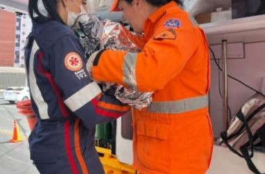 Motorista age rápido, leva mulher ao quartel e bebê nasce dentro de carro em ação conjunta do Samu com o Corpo de Bombeiros em MG