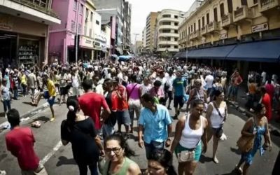 Brasil registra menor nível de pobreza em 12 anos, aponta IBGE