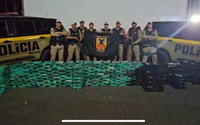  PMRv apreende 521 kg de cocaína escondidos em caminhão de carne na MGC-497