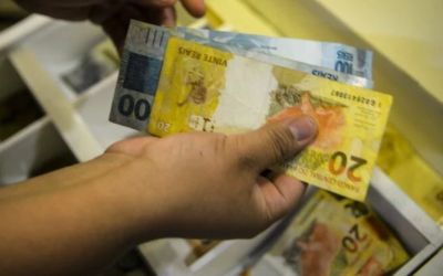 Inflação estoura meta por seis meses e força nova carta do BC ao governo